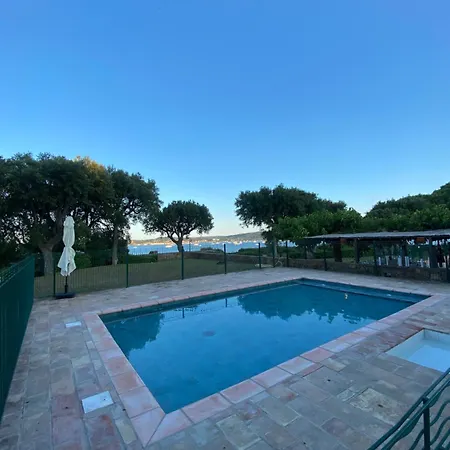 Maxime Vue Feerique Piscine Chauffee