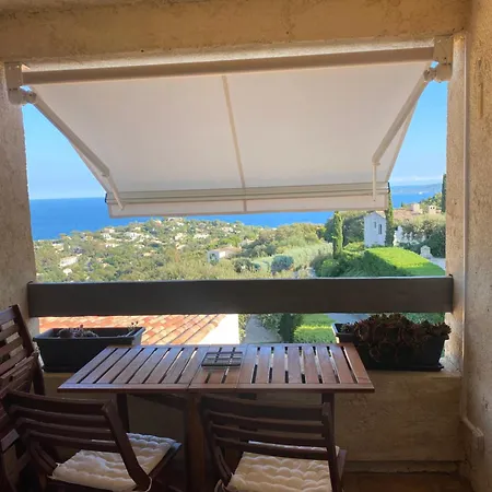 Maxime Vue Feerique Piscine Chauffee * Sainte-Maxime