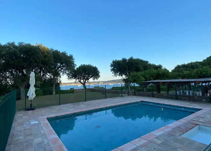 Maxime Vue Feerique Piscine Chauffee